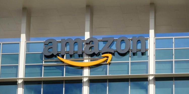 Amazon Stock Is Undervalued At Current Levels 63Ea1E9Dd2279