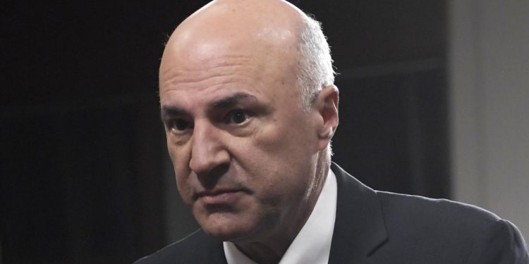 Kevin Oleary Says Warren Buffetts 8 Billion Worth Of Stock Selling Is Almost Meaningless And Wont Cause The Stock Market To Crash 64Eefe95Ea974