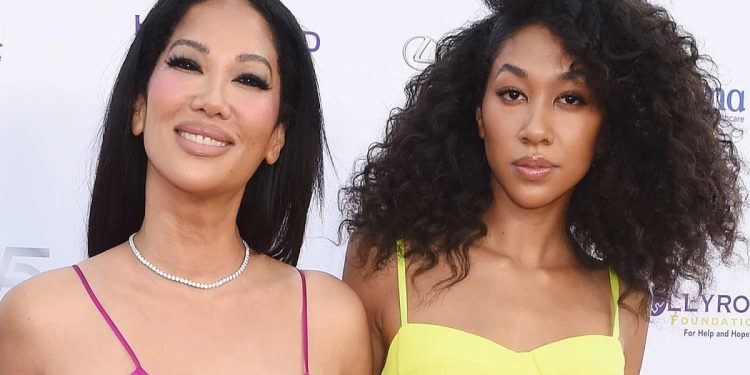 Kimora Lee Simmons Shares Daughter Aokis Funny Kitchen Accident Wrong Soap 64F4A9F7Dfb23