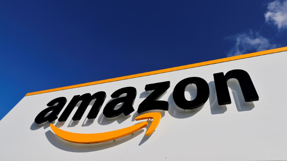 Amazon Warns Employees No Promotion Without Following Orders In The Office 6558370722E0E