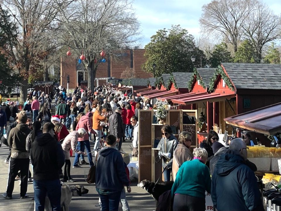 Annual Christmas Market To Open In Williamsburg Next Weekend Daily Press 6558Ee137A3E7