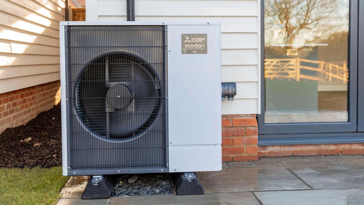 Ten Fold Increase In Heat Pump Installations Required To Meet Government Target 659F3E5051A60